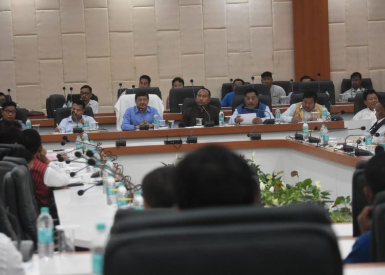 অহা ২৮ এপ্ৰিলত প্ৰধান মন্ত্ৰীৰ কাৰবি আংলঙত আগমণকলৈ কাৰবি পৰিষদ আৰু জিলা প্ৰশাসনৰ ব্যাপক তৎপৰতা