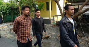 চিৰাং আৰক্ষীৰ সকীয়নিত ভয় খাই তিনি দুধৰ্ষ ডকাইতৰ আত্মসমৰ্পণঃ 3 দুধৰ্ষ ডকাইত