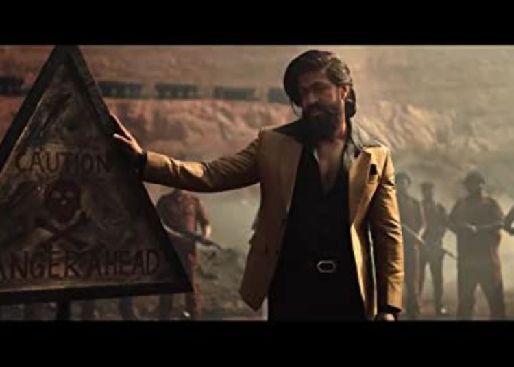 "কেজিএফ" ৰ সফলতাৰ আঁৰত আছে অভিনেতা য়শ, নিৰ্দেশক প্ৰকাশ নীলে কৰিলে প্ৰশংসা 1 “কেজিএফ” ৰ সফলতাৰ আঁৰত আছে অভিনেতা য়শ, নিৰ্দেশক প্ৰকাশ নীলে কৰিলে প্ৰশংসা