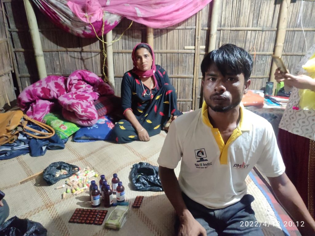 নগাঁৱত আৰক্ষীৰ নিৰন্তৰ ড্ৰাগছ বিৰোধী অভিযানঃ আটক সৰবৰাহকাৰী: 3 ড্ৰাগছ বিৰোধী অভিযানঃ