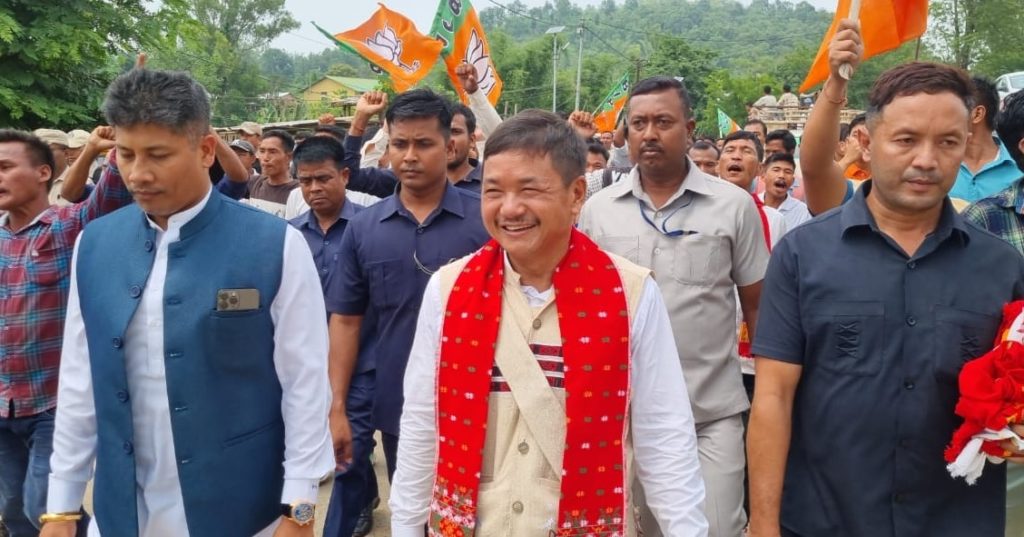 কাৰ্বি আংলঙ স্বায়ত্বশাসিত পৰিষদৰ মুখ্য কাৰ্যবাহী সদস্য তুলিৰাম ৰংহাঙ