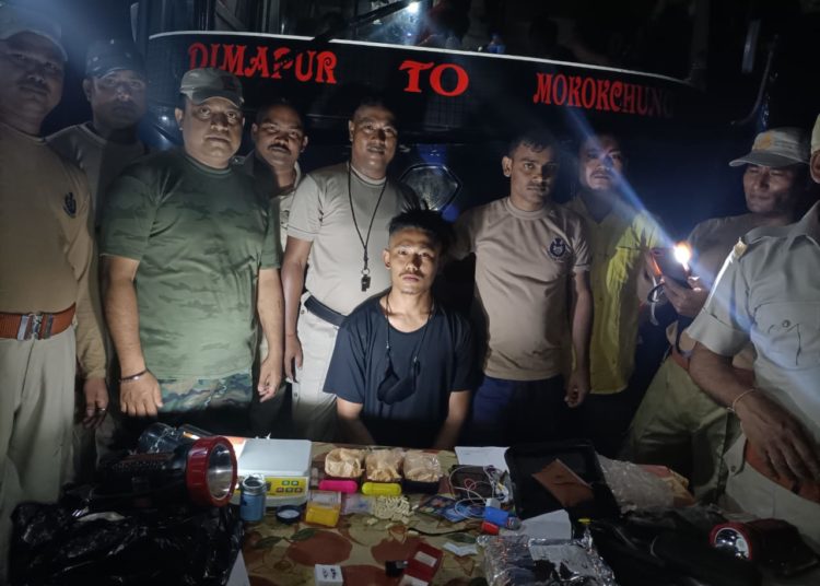 খাকৰাজানত বুজন পৰিমানৰ সন্দেহযুক্ত হেৰইন উদ্ধাৰঃ আটক নগা যুৱক