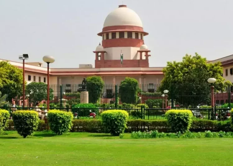 বৃহস্পতিবাৰেই আস্থাভোট, ছুপ্রিম কোর্টত মুখথেকেচা উদ্ধৱ থাকৰেৰ: