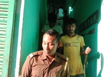 ডিফুত নিচাযুক্ত হেৰইন সহমহিলা সহ দুই যুৱক আটক