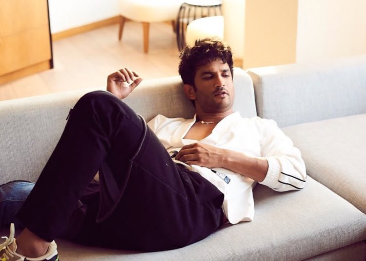 সুশান্ত সিং ৰাজপুতৰ দ্বিতীয় মৃত্যু বাৰ্ষিকীত শ্ৰদ্ধাঞ্জলি জ্ঞাপন সাৰা-কাৰ্তিক-আৰমানৰ-