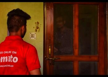 মুছলমানৰ হাতৰ খাদ্য নিবিচাৰে গ্ৰাহকে! বিদ্বেষৰ বিৰুদ্ধে ব্যৱস্থা ল’বলৈ অনুৰোধ ডেলিভাৰী বয়ৰ