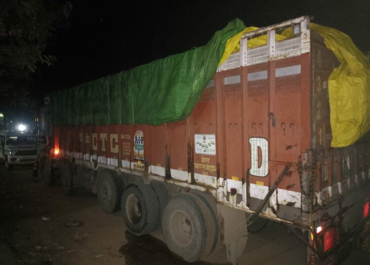 কাৰবি আংলং জিলাৰ খটখটিত 300 বস্তা সন্দেহ জনক বাৰ্মিজ চুপাৰি জব্দ: