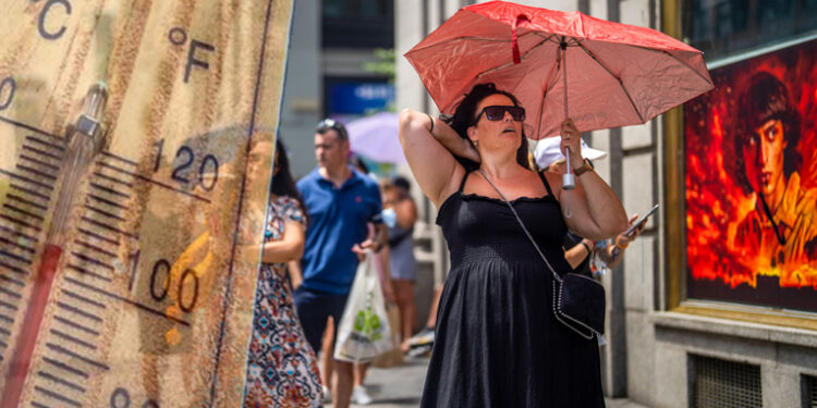 দশক দশক ধৰি তাপ প্ৰবাহে পৃথিৱীত বিধ্বংসী ৰূপ ধাৰণ কৰিব : প্ৰতিবেদন