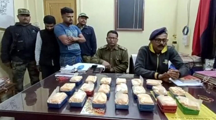 ত্ৰিপুৰাত ১ কোটিৰ ব্ৰাউন চুগাৰসহ গ্ৰেপ্তাৰ ২ যুৱক: