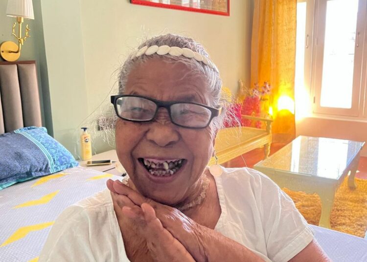 ছ’চিয়েল মিডিয়াত ভাইৰেল “Tikoni Aita”, অনুৰাগী হৈ পৰিছে বহু লোকঃ