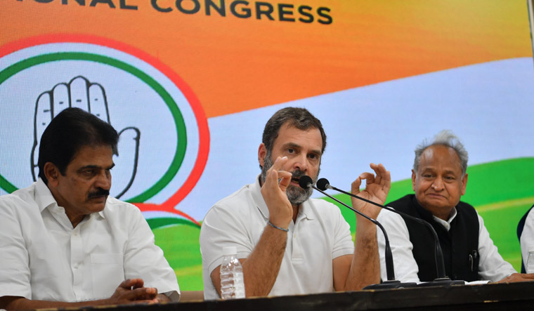  প্ৰধানমন্ত্ৰী