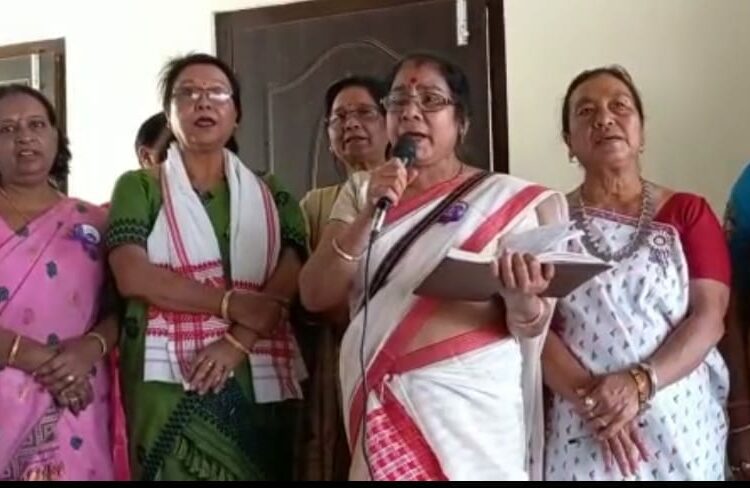 Mahila Samiti I ডিফুত কাৰবি আংলং জিলা মহিলা সমিতি ডিফু লেখিকা সমিতিৰ যৌথ উদ্যোগত আন্তৰ্জাতিক নাৰী দিৱস উদযাপন