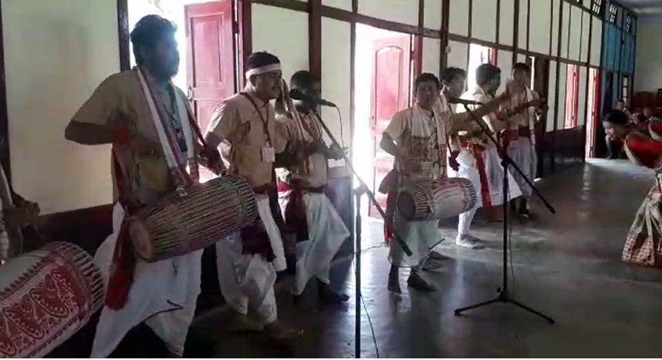 গ্ৰিনিজ বুকত বিশ্ব ৰেকৰ্ড 