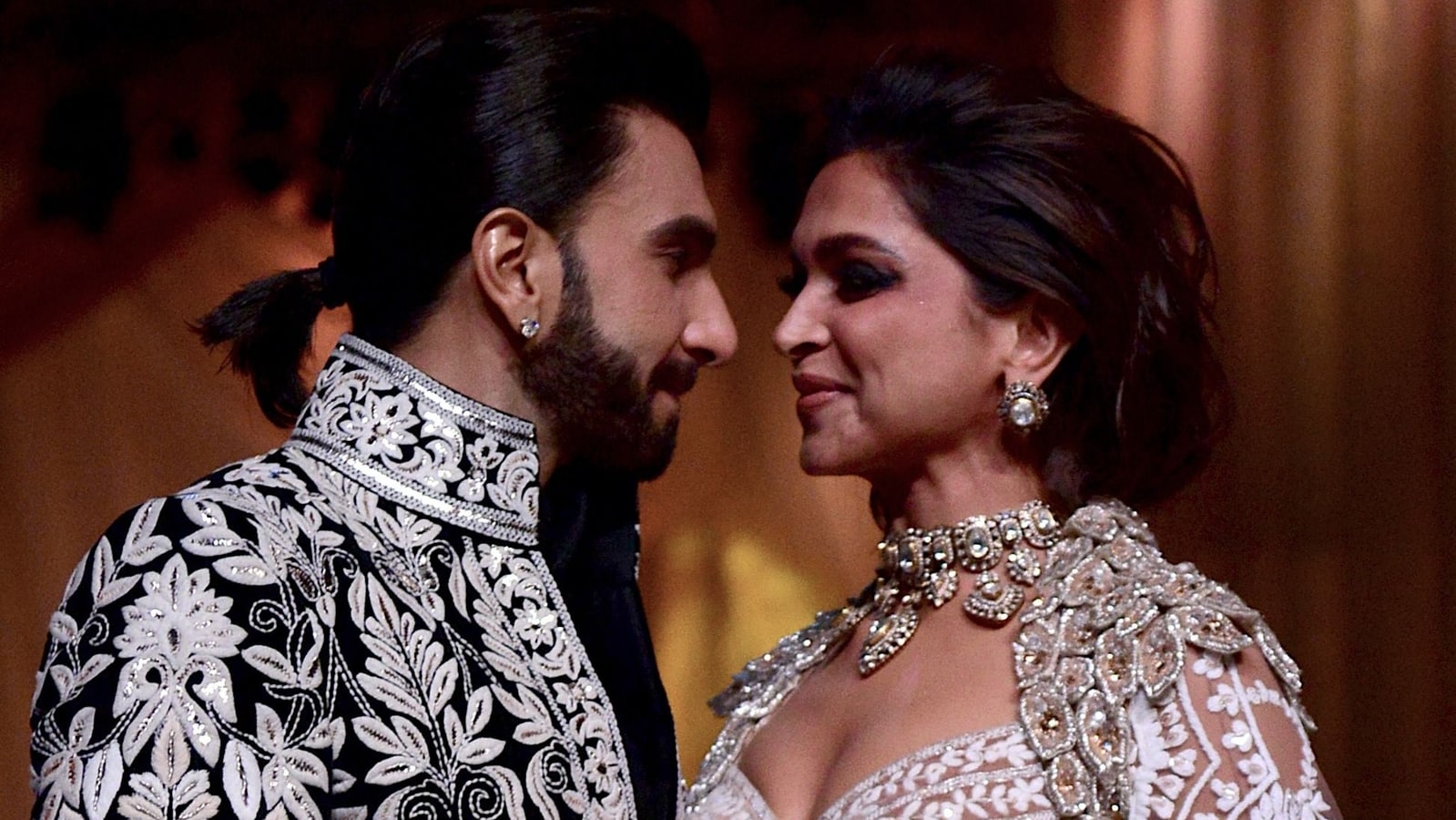 ranveer deepika 1664858743783 1664858744009 1664858744009 | ASSAM TIMES POST