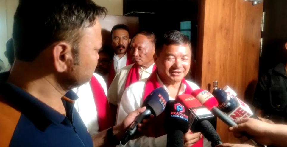 এচিএছ বিষয়া মুকুল কাথাৰ