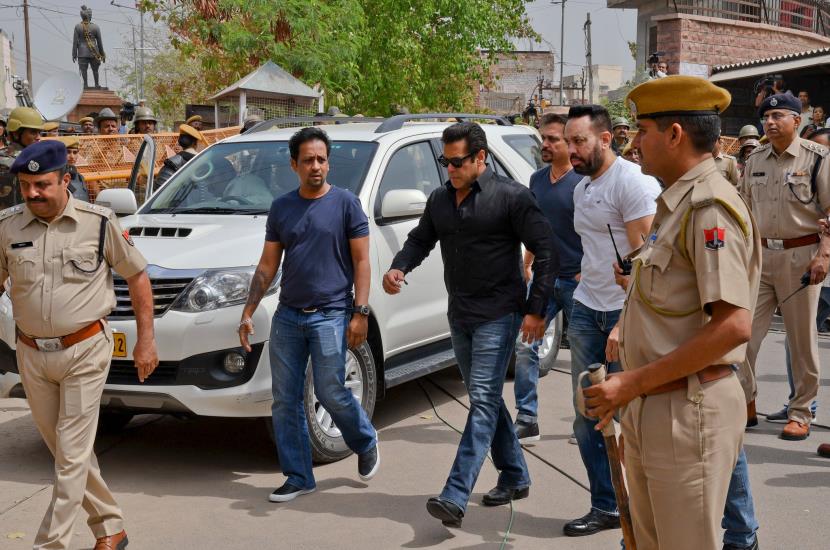 Salman Khan security I মোডী-শ্বাহ থকালৈ নিৰাপত্তাৰ চিন্তা নকৰিব, কংগনাৰ আশ্বাস ছলমানক 3 Salman Khan