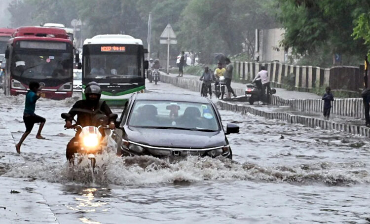 Rain-hit capital Delhi I ১৯৮২ চনৰ পিছত এটা দিনত সৰ্বাধিক বৰষুণ দিল্লীত
