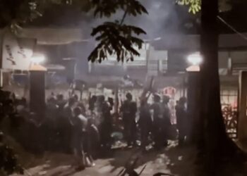 Mob Attack I মেঘালয়ত মুখ্যমন্ত্ৰীৰ কাৰ্যালয়ত আক্ৰমণ