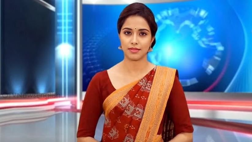 নিউজ এংকৰ 'লিজা'