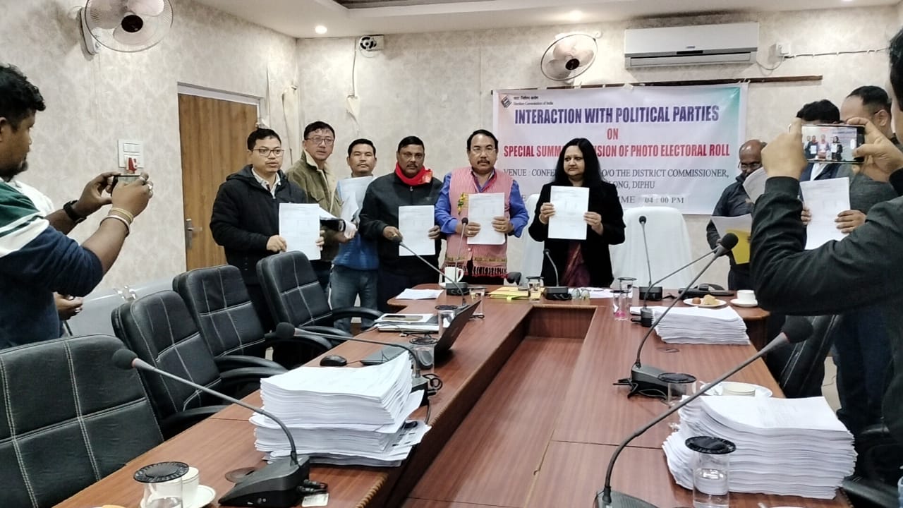 ডিফু আৰু হাওৰাঘাট নির্বাচনী জিলাৰ ফ'টোযুক্ত ভোটাৰ তালিকাৰ বিশেষ সংক্ষিপ্ত সংশোধনী ভোটাৰ তালিকা প্রকাশ