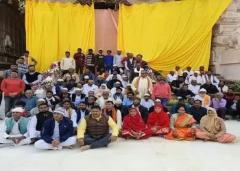 Muslim Devotees Embark on a Spiritual Journey to Ayodhya’s Ram Mandir