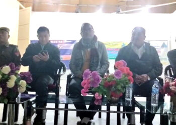 Road Safety Awareness Meeting : পথ সুৰক্ষা সমিতিৰ উদ্যোগত ডিফু চৰকাৰী মহাবিদ্যালয়ত সজাগতা সভা