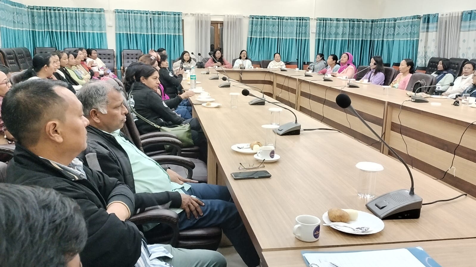 ডিফুত চালকৰ আসনত মহিলা শীর্ষক আলোচনা চক্র অনুষ্ঠিত বিভিন্ন ৰাজ্যৰ মহিলা প্রতিনিধিৰ অংশ গ্রহণ 4 IMG 20240204 WA0027 | ASSAM TIMES POST
