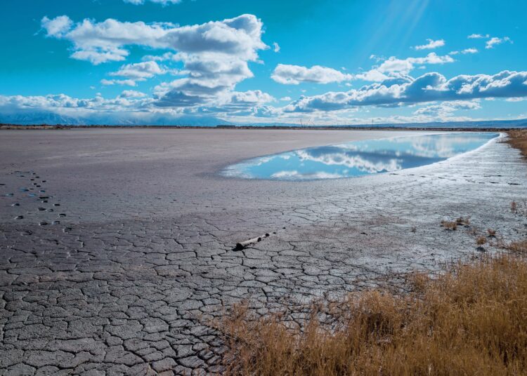 Aral sea I মাত্ৰ ৫০ বছৰতে সম্পূৰ্ণভাৱে শুকাই গ’ল এখন সাগৰ, কাৰণ কি
