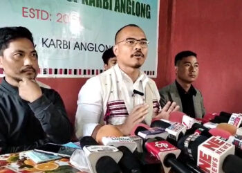 Press meet I PGR-VGRত উচ্ছেদৰ বিৰুদ্ধে কংগ্ৰেছ নেতা দেৱব্ৰত শইকীয়াৰ মন্তব্যক গৰিহণা সমাজকৰ্মী লিটচন ৰংফাৰৰ