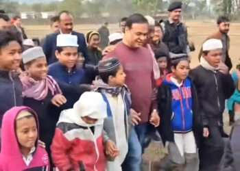 Empowering Education: Assam’s Chief Minister Dr. Himanta Biswa Sarma Engages in Insightful Dialogue with Madrassa Students in Kaziranga