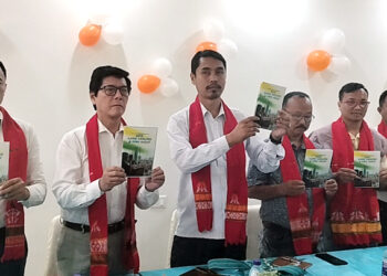 All Party Hills Leaders Conference : কার্বি আংলং-ডিমা হাচাও বচাওক শীর্ষক APHLC-ৰ নিৰ্বাচনী ইস্তাহাৰ প্ৰকাশ