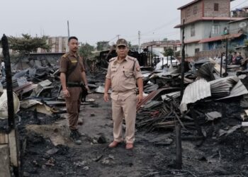 খটখটী থানা এলেকাৰ বৰলেঙৰীত ভয়ঙ্কৰ অগ্নিকাণ্ড! প্ৰায় ৬০ টা ঘৰ জ্বলি ভস্মীভূত