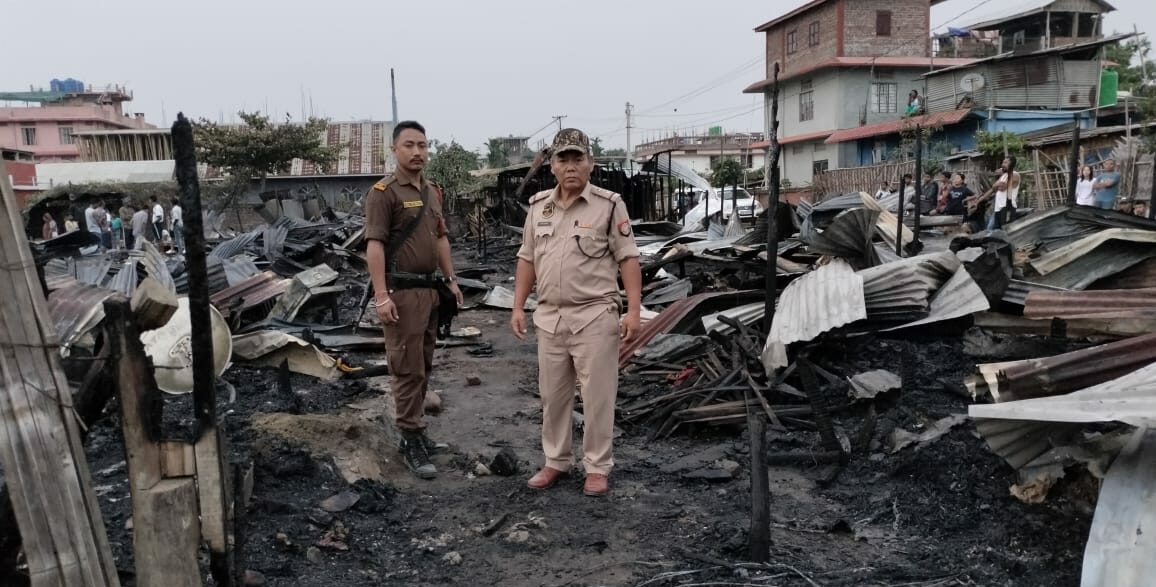 FIRE BREAKS OUT AT KHATKHATI: 60 FAMILIES RENDERED HOMELESS