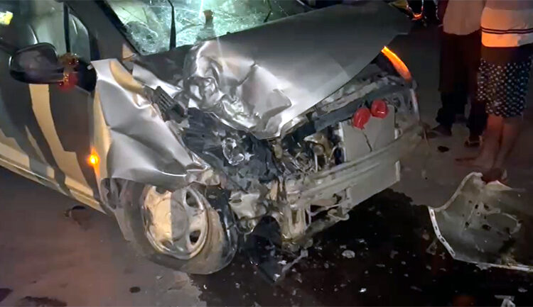 Road accident in Bakliaghat : বকলীয়াঘাটত ভয়ঙ্কৰ পথ দুৰ্ঘটনা, গুৰুত্বৰভাৱে আঘাতপ্ৰাপ্ত চালকদ্বয়