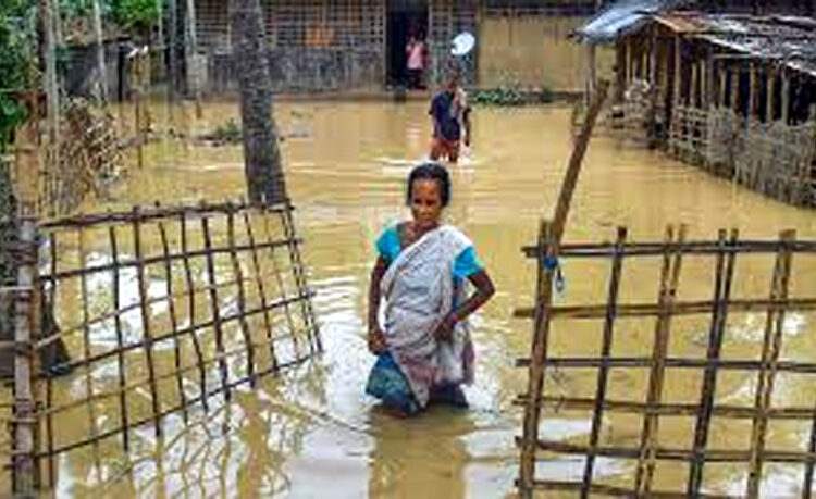 Flood in Assam : ৯ জিলাত বানৰ সংহাৰ, বানৰ কবলত প্ৰায় ২ লাখ লোক