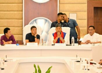 কাৰবি আংলং আৰু পশ্চিম কাৰবি আংলঙৰ বান পৰিস্থিতি পৰ্যালোচনা কৰিবলৈ ডিফুত উপস্থিত জল সম্পদ মন্ত্ৰী পিযুষ হাজৰিকা: