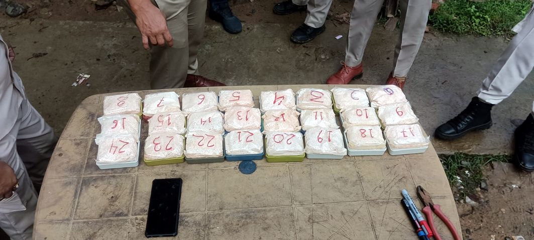 বৰপথাৰৰ কাকৰাজানত হেৰইনসহ আটক এজন সৰবৰাহকাৰী