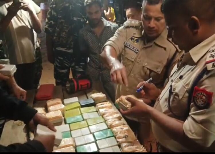 বোকাজানত জব্দ কোটি টকীয়া হিৰ’ইন, আটক ২