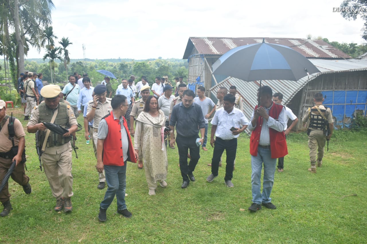 অসম-নাগালেণ্ড সীমান্ত বিবাদ: ডিমাপুৰত কাৰ্বি আংলং আৰু নাগালেণ্ড প্ৰশাসনৰ বৈঠকত সমাধানৰ সন্ধান 3 অসম-নাগালেণ্ড সীমান্ত বিবাদ: ডিমাপুৰত কাৰ্বি আংলং আৰু নাগালেণ্ড প্ৰশাসনৰ বৈঠকত সমাধানৰ সন্ধান