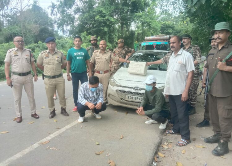 বৰপথাৰৰ খাকৰাজানত নিষিদ্ধ হেৰইন সহ দুই সৰবৰাহকাৰী আটক আৰক্ষীৰ