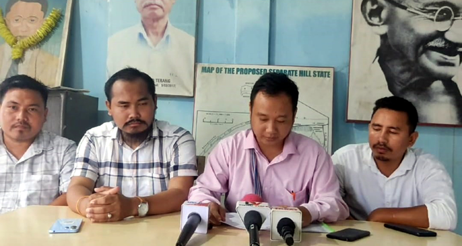 Karbi Students' Union : ডিফু চিকিৎসা মহাবিদ্যালয়ৰ বিভিন্ন সমস্যালৈ CM-CEM-ক স্মাৰকপত্ৰ KSU-ৰ 2 KSUP1 | ASSAM TIMES POST