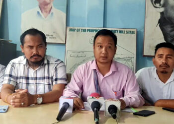 Karbi Students’ Union : ডিফু চিকিৎসা মহাবিদ্যালয়ৰ বিভিন্ন সমস্যালৈ CM-CEM-ক স্মাৰকপত্ৰ KSU-ৰ