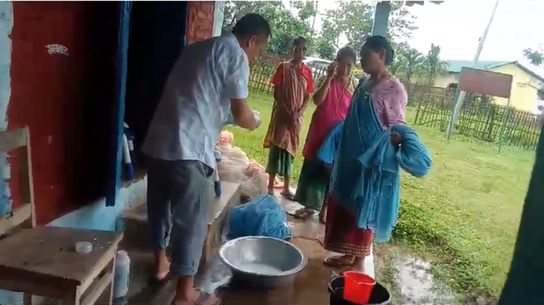 Japanese encephalitis : কাৰবি আংলঙত জাপানীজ এনকে ফ্লাইটিজৰ প্ৰাদূৰ্ভাৱ, মুঠ ৬ গৰাকী আক্ৰান্ত 4 MosquitoP2 | ASSAM TIMES POST