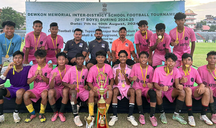 Numaligarh Football team : সুব্ৰত কাপত অসম দলক প্ৰতিনিধিত্ব কৰিবলগীয়া নুমলীগড় ফুটবল দললৈ অসম ক্ৰীড়া বৰ্ডৰ উপাধ্যক্ষৰ সাহায্য, শুভেচ্ছা