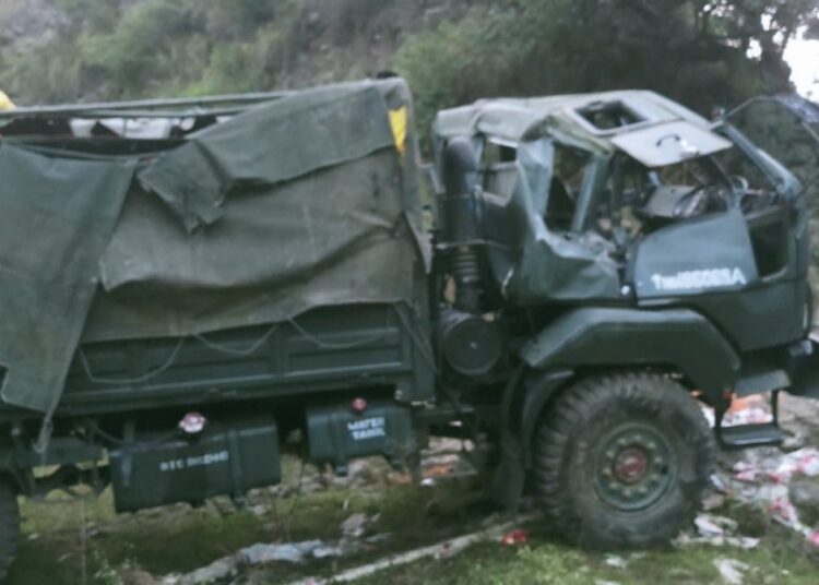 Army Vehicle accident । অৰুণাচলত সেনাৰ গাড়ী খাৱৈত বাগৰি ৩ জোৱান নিহত, গুৰুতৰভাৱে আহত ৪