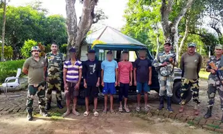 Bangladeshi Infiltration : ত্ৰিপুৰাত অবৈধভাৱে সীমান্ত পাৰ হৈ ভাৰতত প্ৰৱেশ কৰা ৫ বাংলাদেশীক আটক