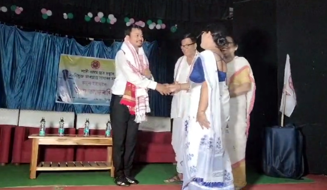 Welcome to Sarjun Hanse : ডিফুত ছাত্ৰ সন্থাৰ নৱ নিযুক্ত সাধাৰণ সম্পাদক চৰ্জুন হাঞ্চেক উষ্ম আদৰণি 3 Diphu stup1 | ASSAM TIMES POST
