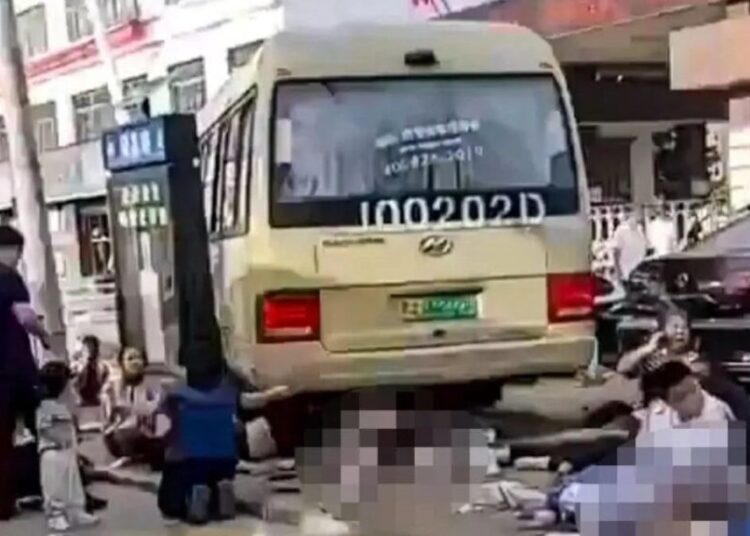 Tragic School Bus Crash in China’s Shandong Province Claims 11 Lives, Including Five Young Students