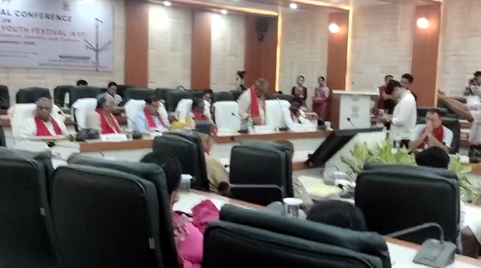 International Conference : ডিফুত ৫০ বছৰীয়া কাৰ্বি যুৱ মহোৎসৱৰ ওপৰত আন্তঃৰাষ্ট্ৰীয় সন্মিলন প্ৰতিৰোধ, পৰিচয় আৰু সংস্কৃতিৰ উদযাপন 3 cong | ASSAM TIMES POST