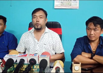 Karbi Students Union : কাৰ্বি আংলঙত উচ্ছেদিত লোকে আশ্ৰয় লোৱাৰ অভিযোগ কাৰ্বি ছাত্ৰ সন্থাৰ